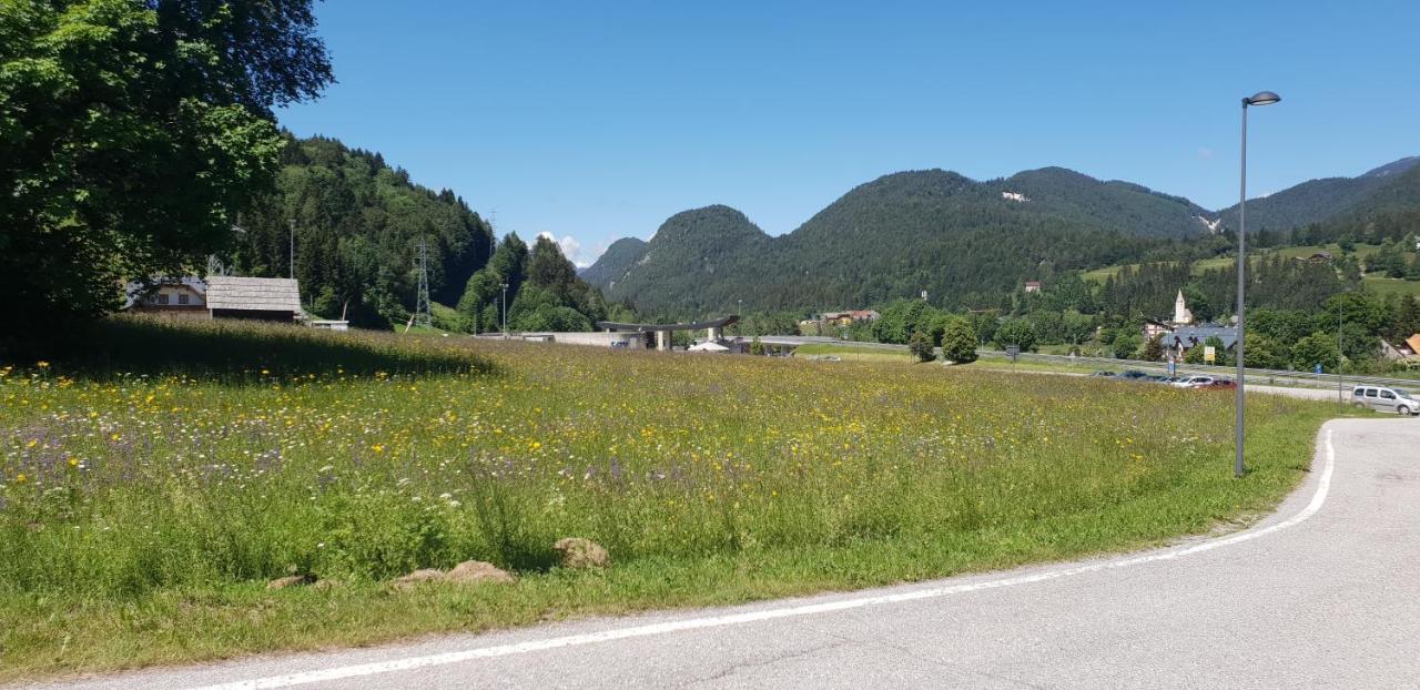 Al Sentiero Di Charly Bed & Breakfast Tarvisio Exterior foto